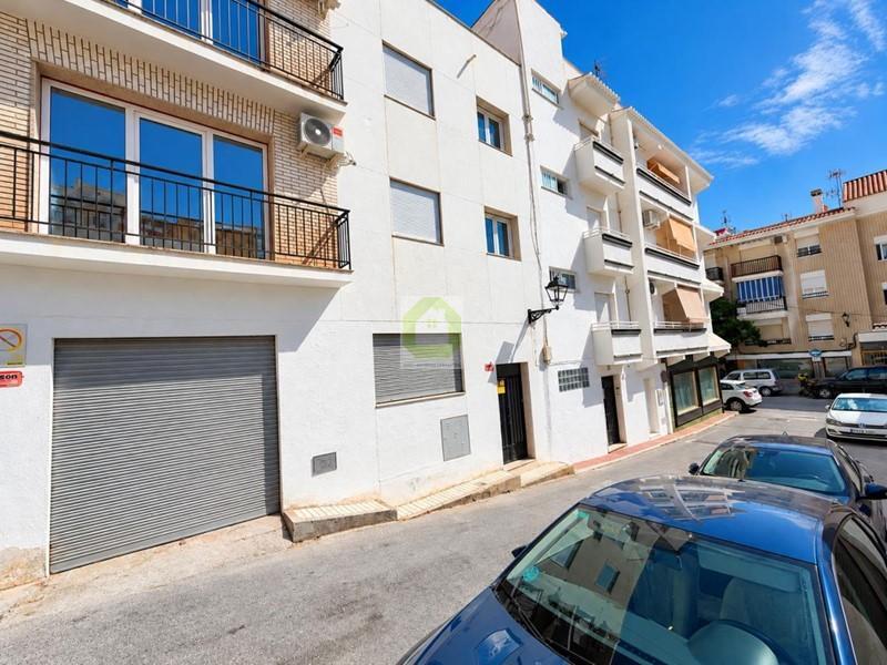Venta de piso en Salobreña