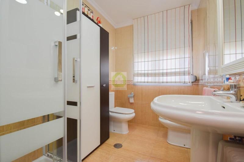 Venta de piso en Granada