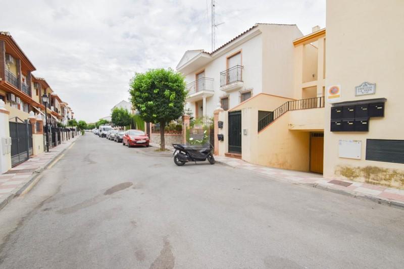 Venta de piso en Cúllar Vega