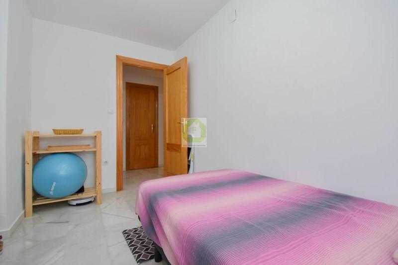 Venta de piso en Cúllar Vega