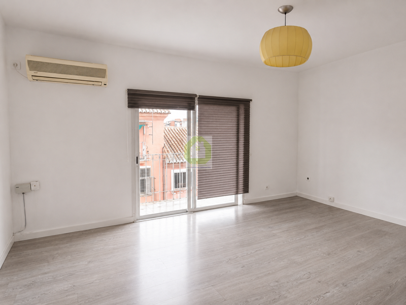 Venta de piso en Granada