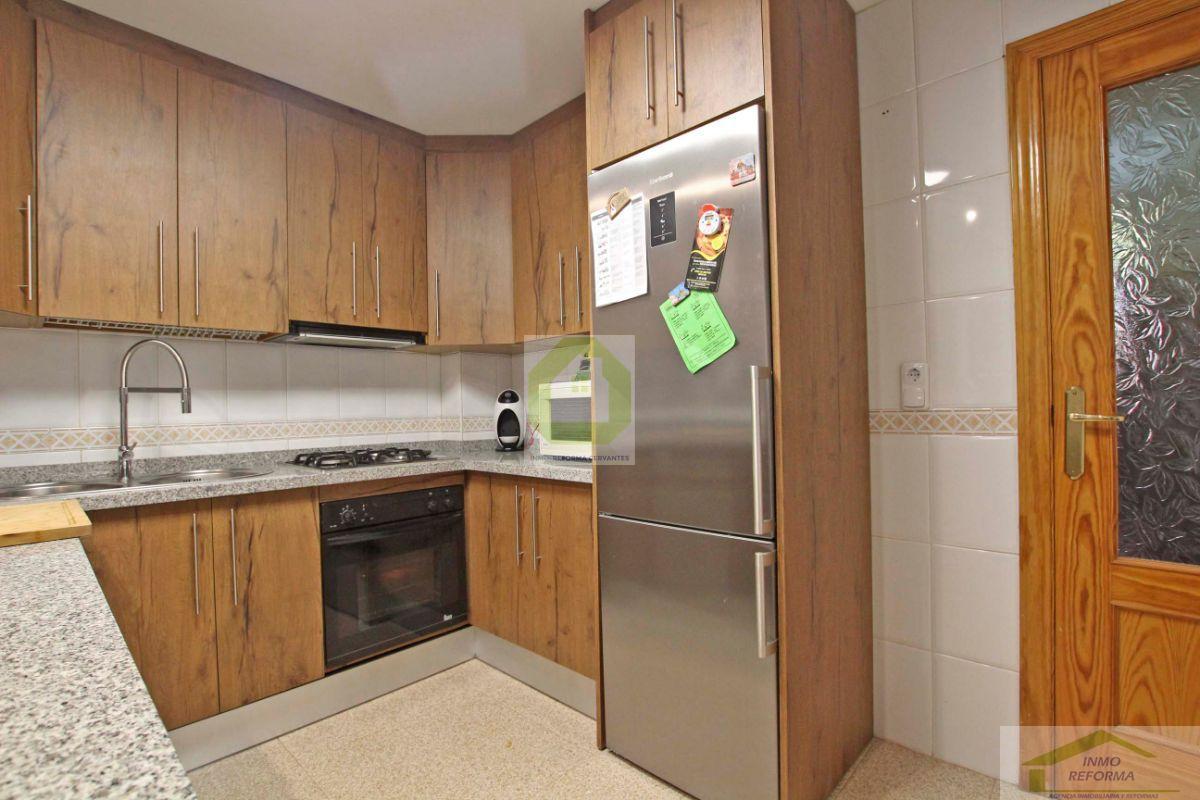 For sale of house in Otura