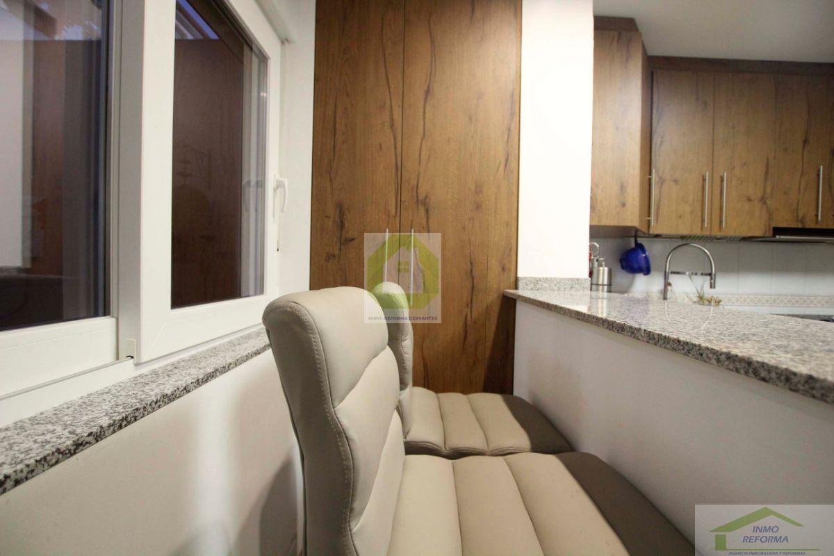 For sale of house in Otura