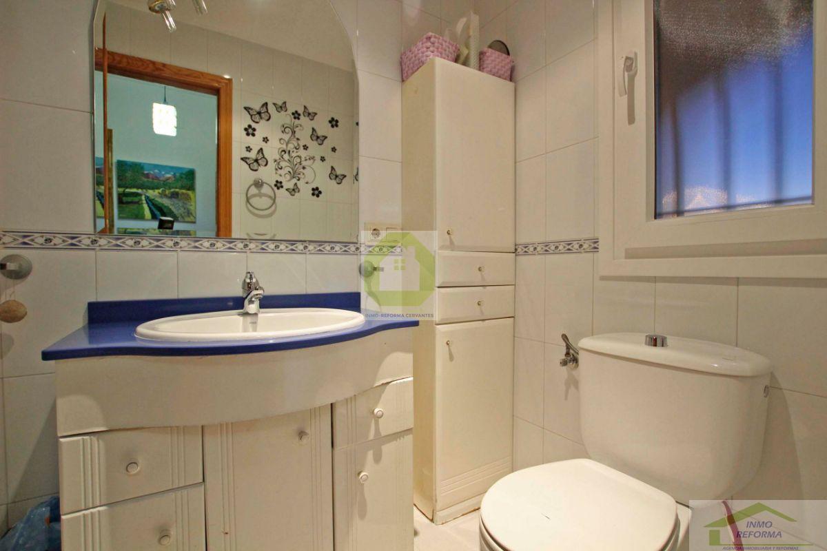 For sale of house in Otura