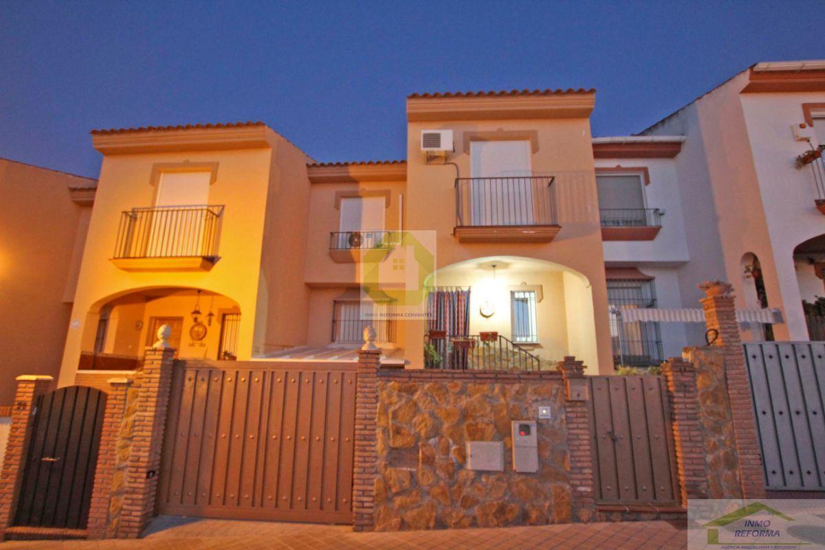 For sale of house in Otura