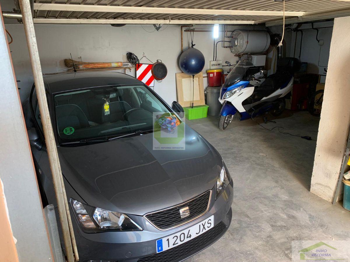 For sale of house in Otura