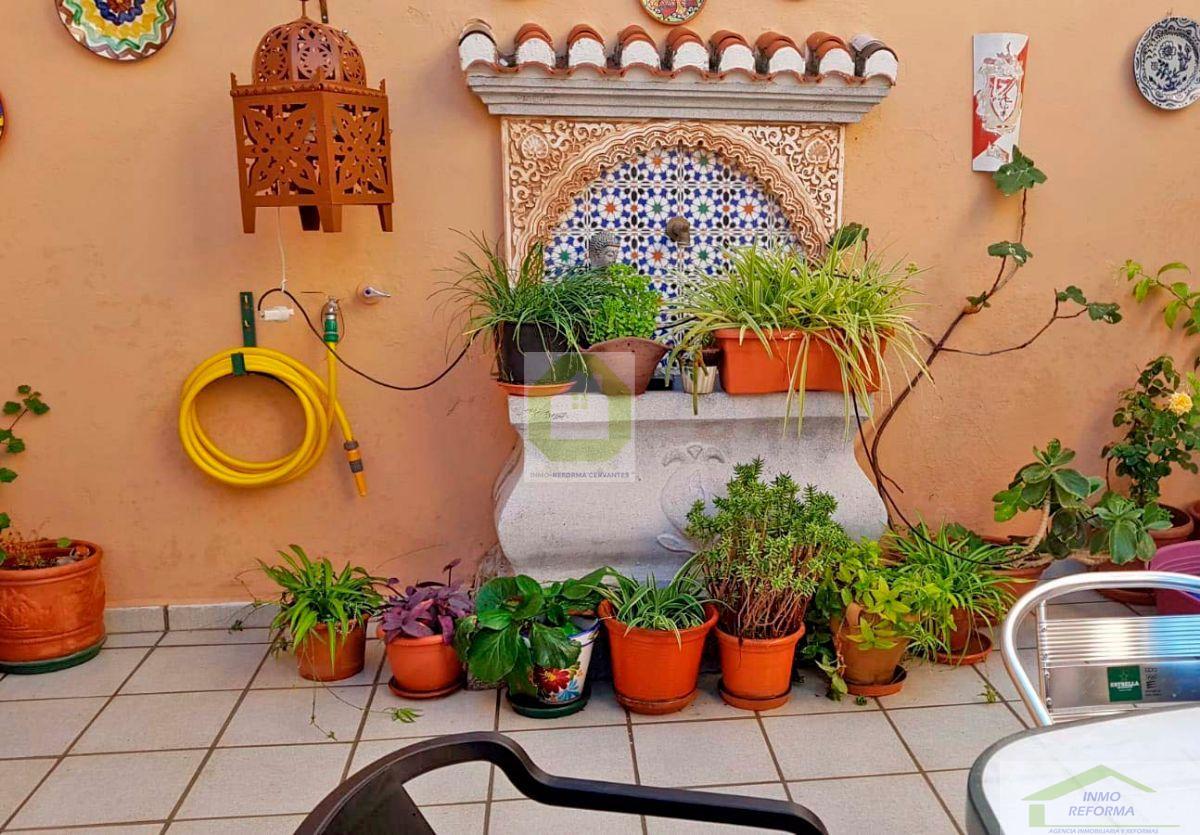 For sale of house in Otura