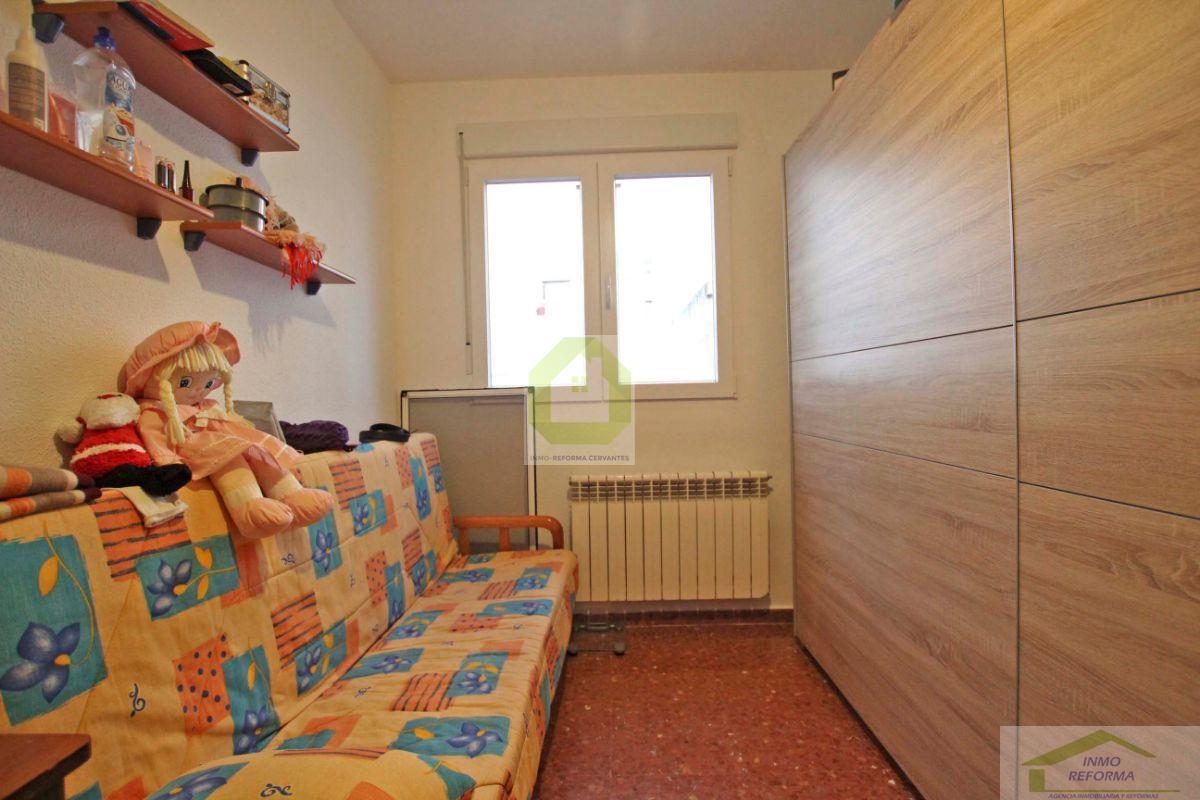 For sale of house in Otura