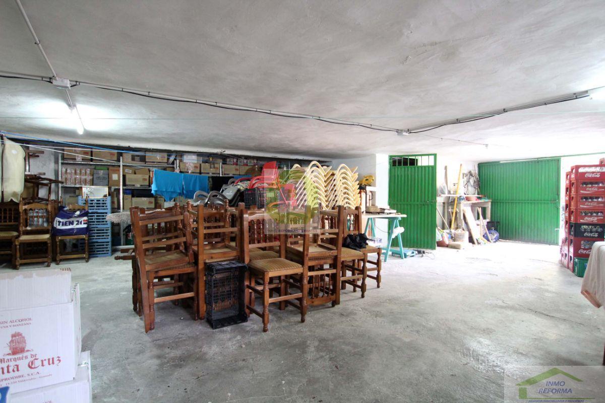 For sale of commercial in Quéntar