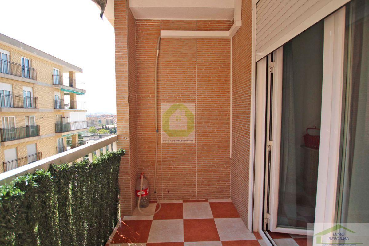 For rent of flat in Granada