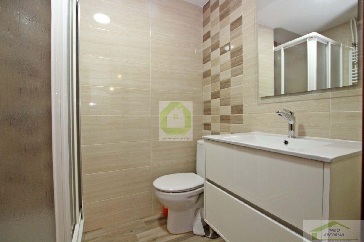 For rent of flat in Granada