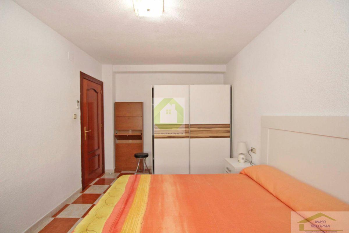 For rent of flat in Granada