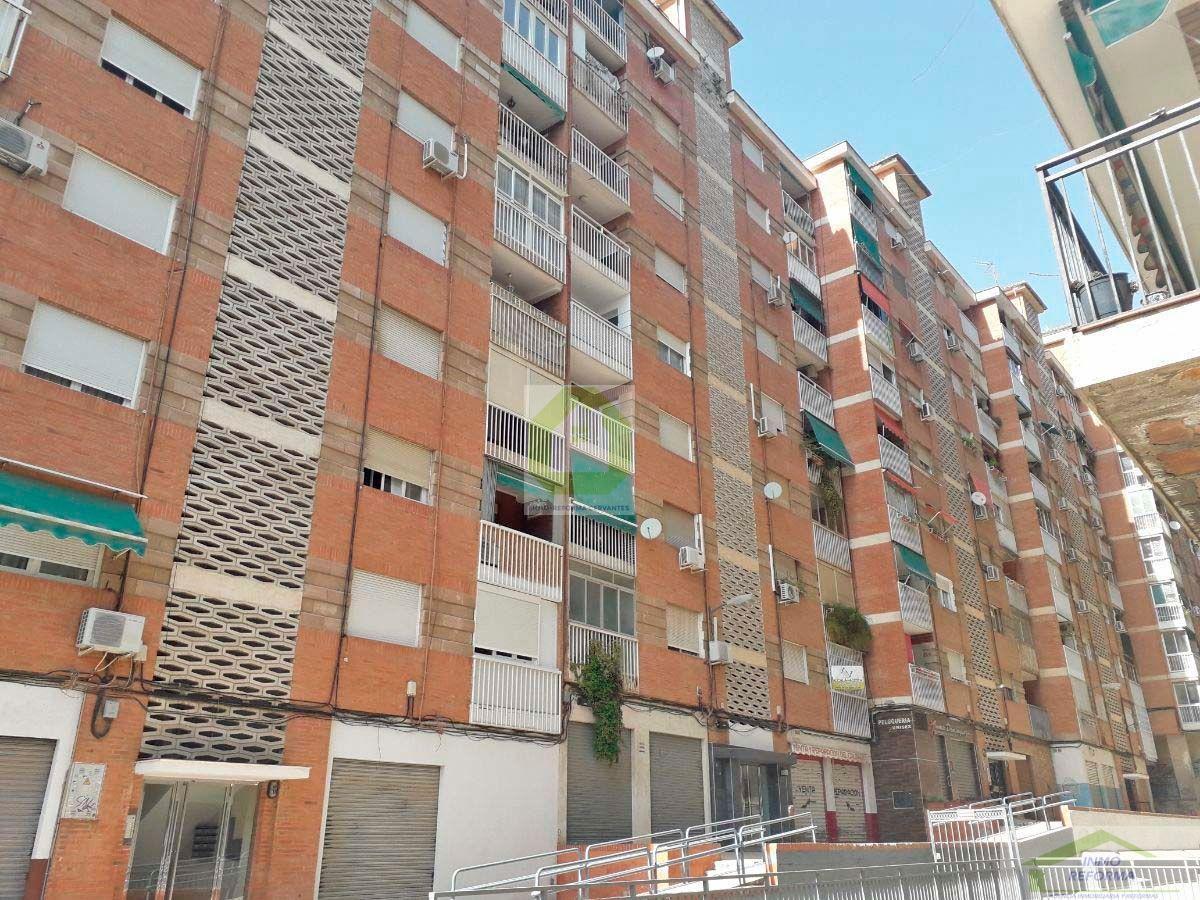 For rent of flat in Granada