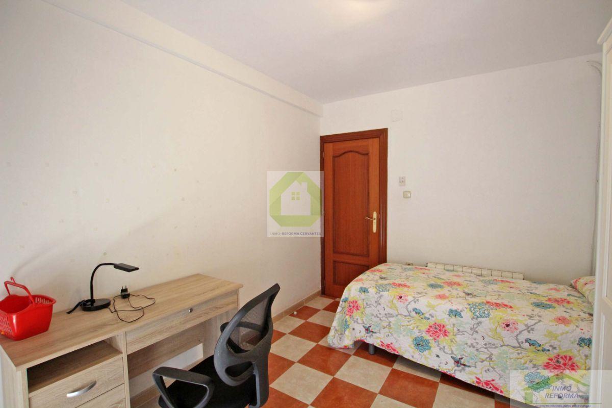 For rent of flat in Granada