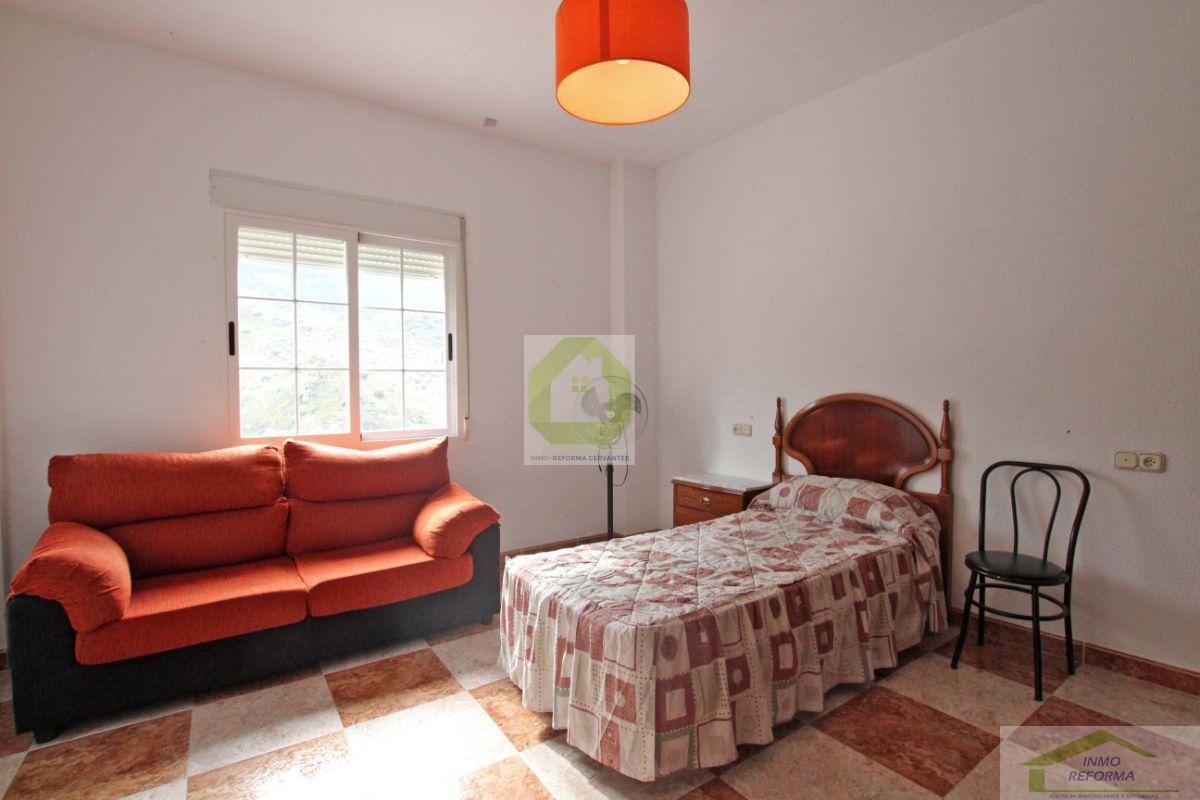 For sale of house in Quéntar