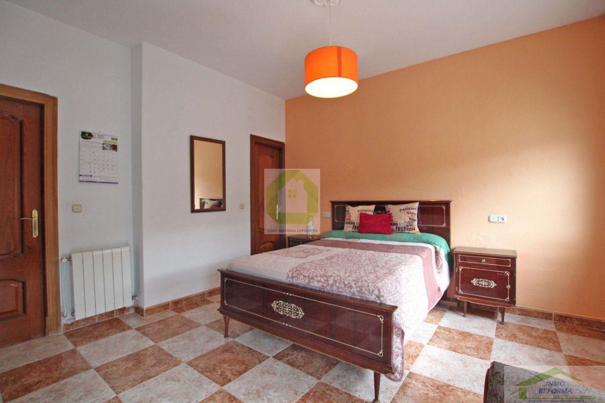 For sale of house in Quéntar