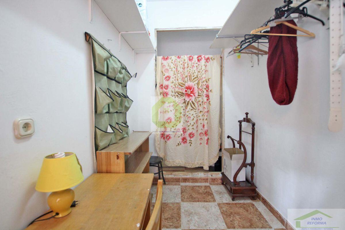 For sale of house in Quéntar