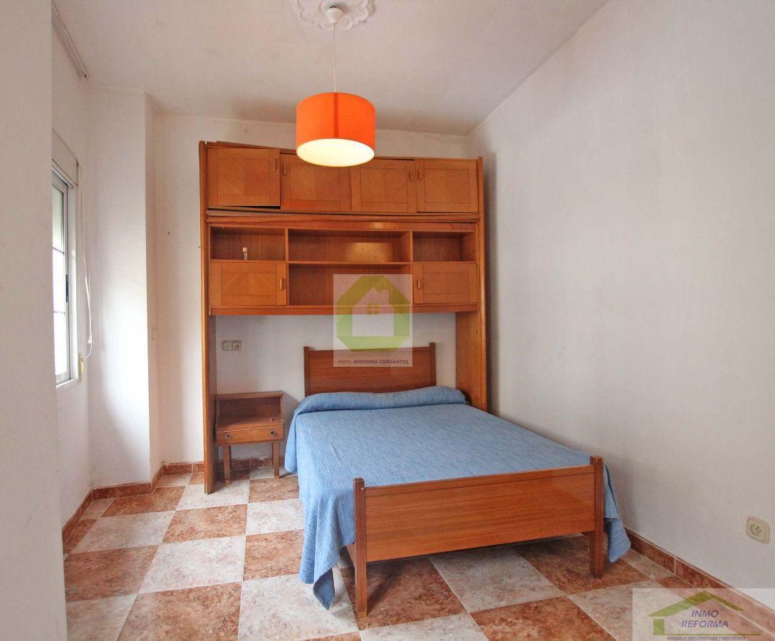 For sale of house in Quéntar