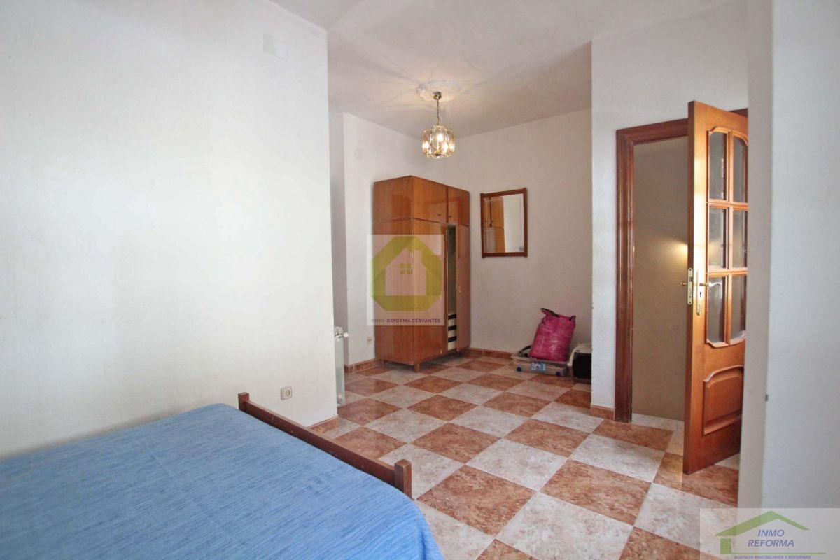 For sale of house in Quéntar