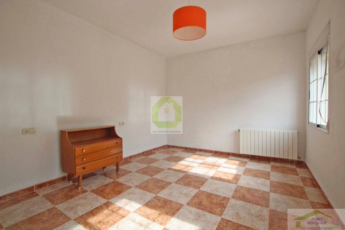 For sale of house in Quéntar