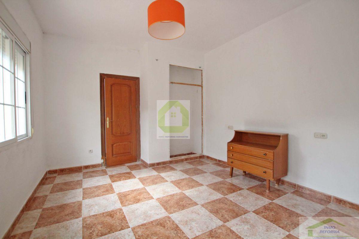For sale of house in Quéntar