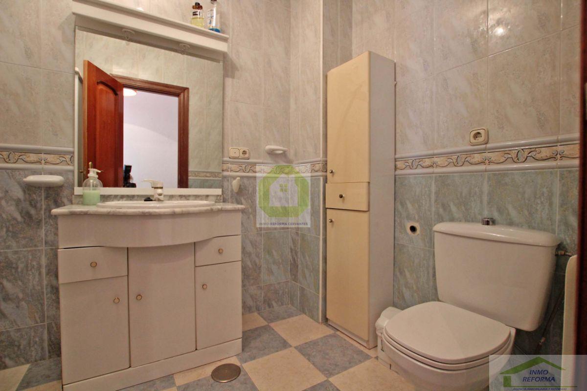 For sale of house in Quéntar
