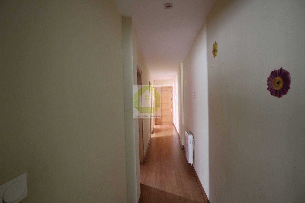 For sale of flat in Las Gabias