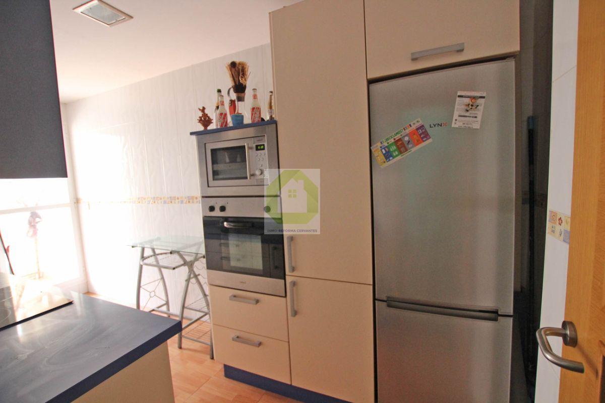 For sale of flat in Las Gabias