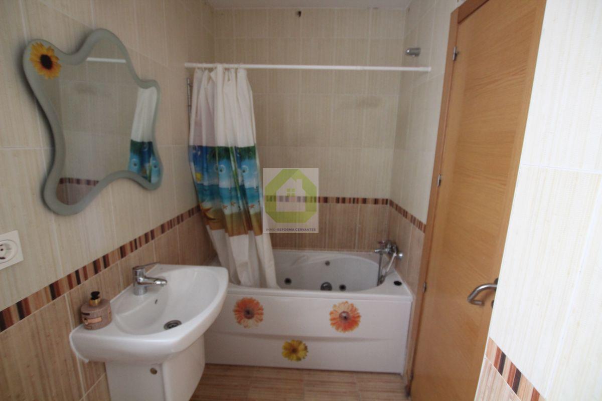 For sale of flat in Las Gabias