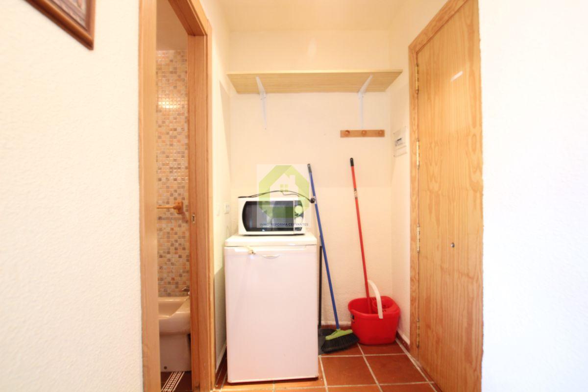 For sale of house in Granada
