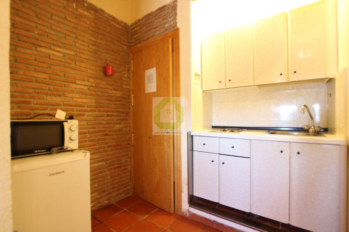 For sale of house in Granada