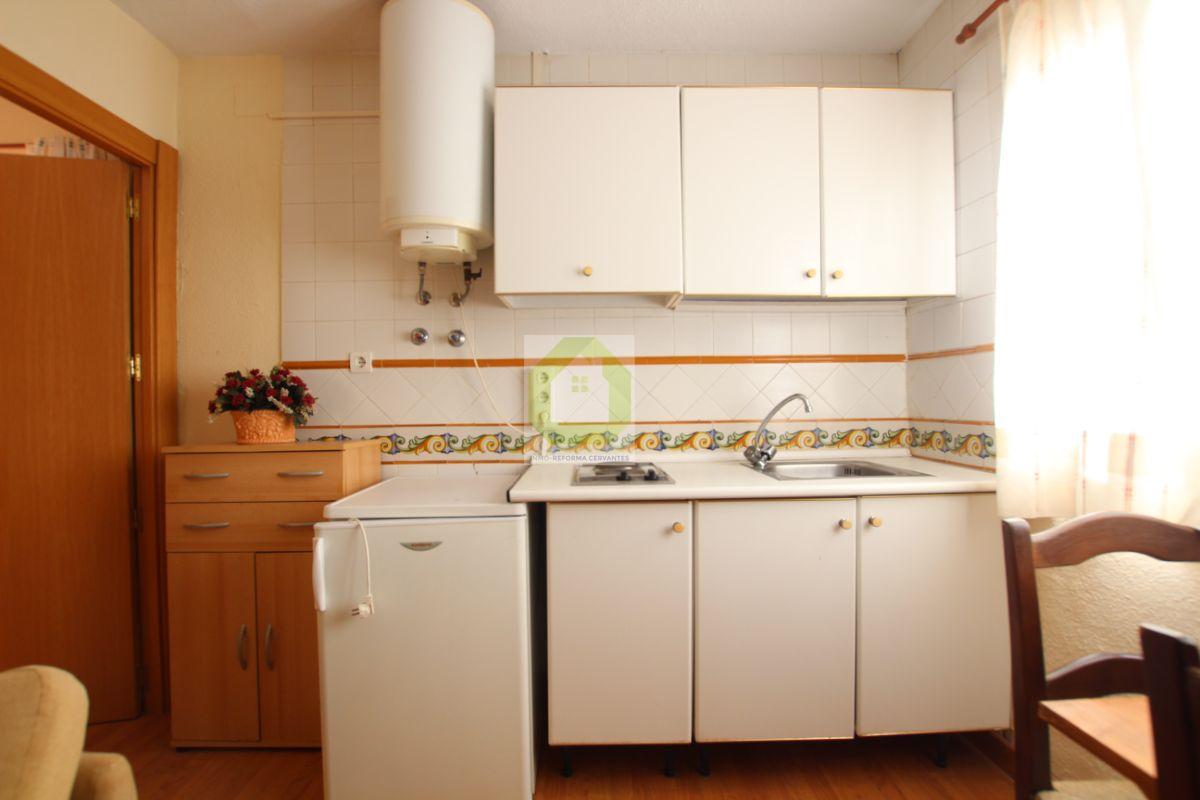 For sale of house in Granada