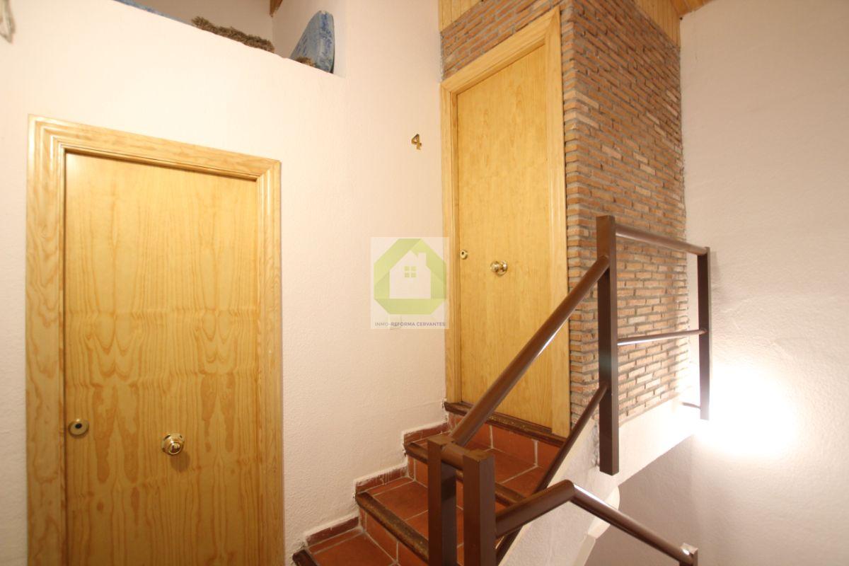 For sale of house in Granada