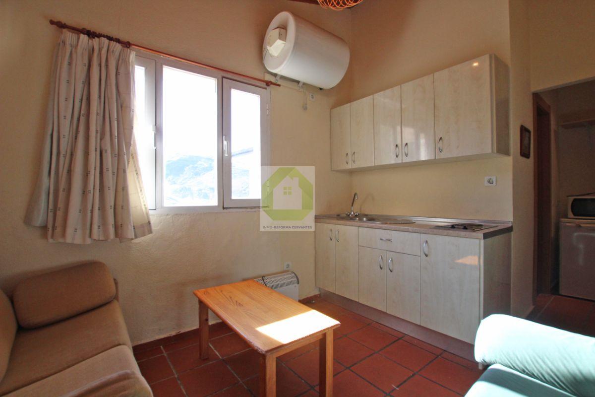 For sale of house in Granada