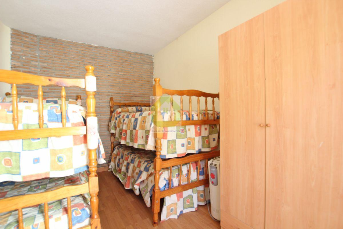 For sale of house in Granada