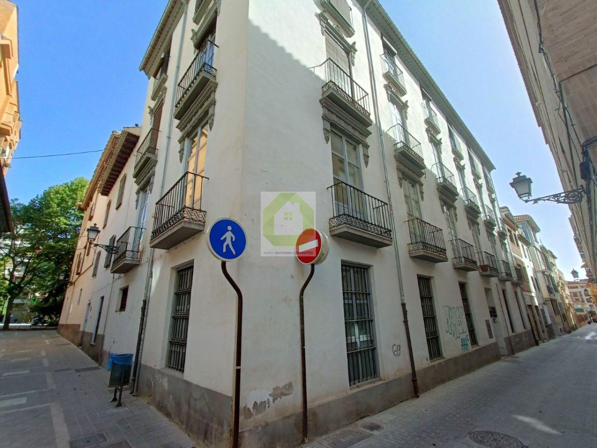 For rent of flat in Granada