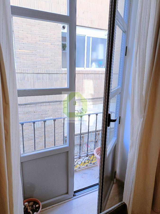 For rent of flat in Granada