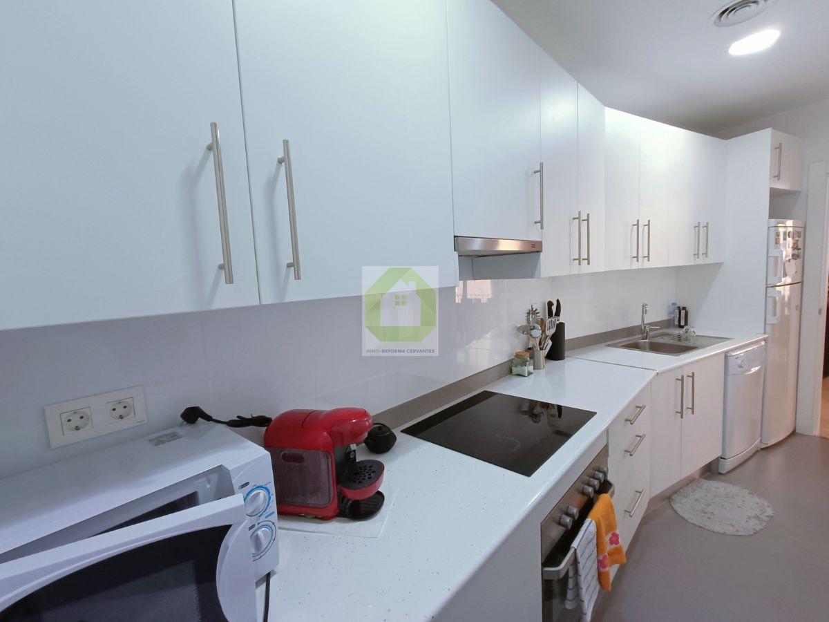 For rent of flat in Granada