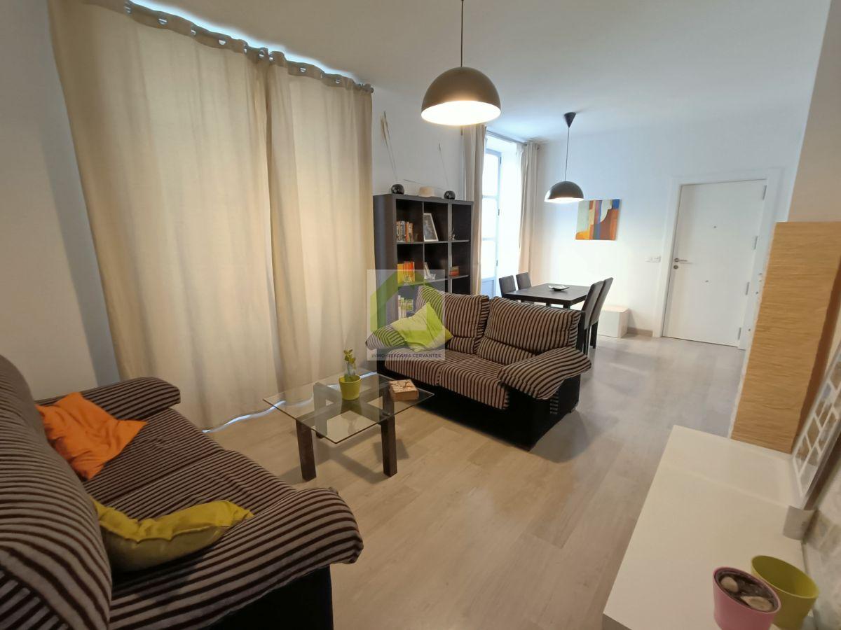 For rent of flat in Granada