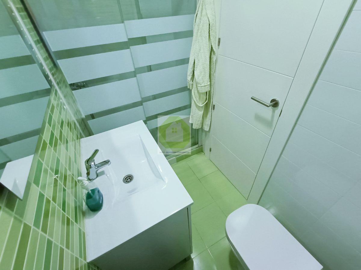 For rent of flat in Granada