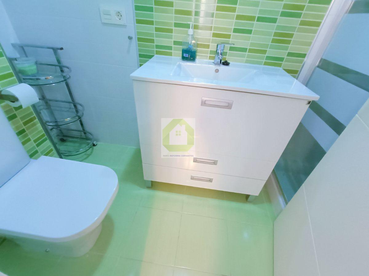 For rent of flat in Granada