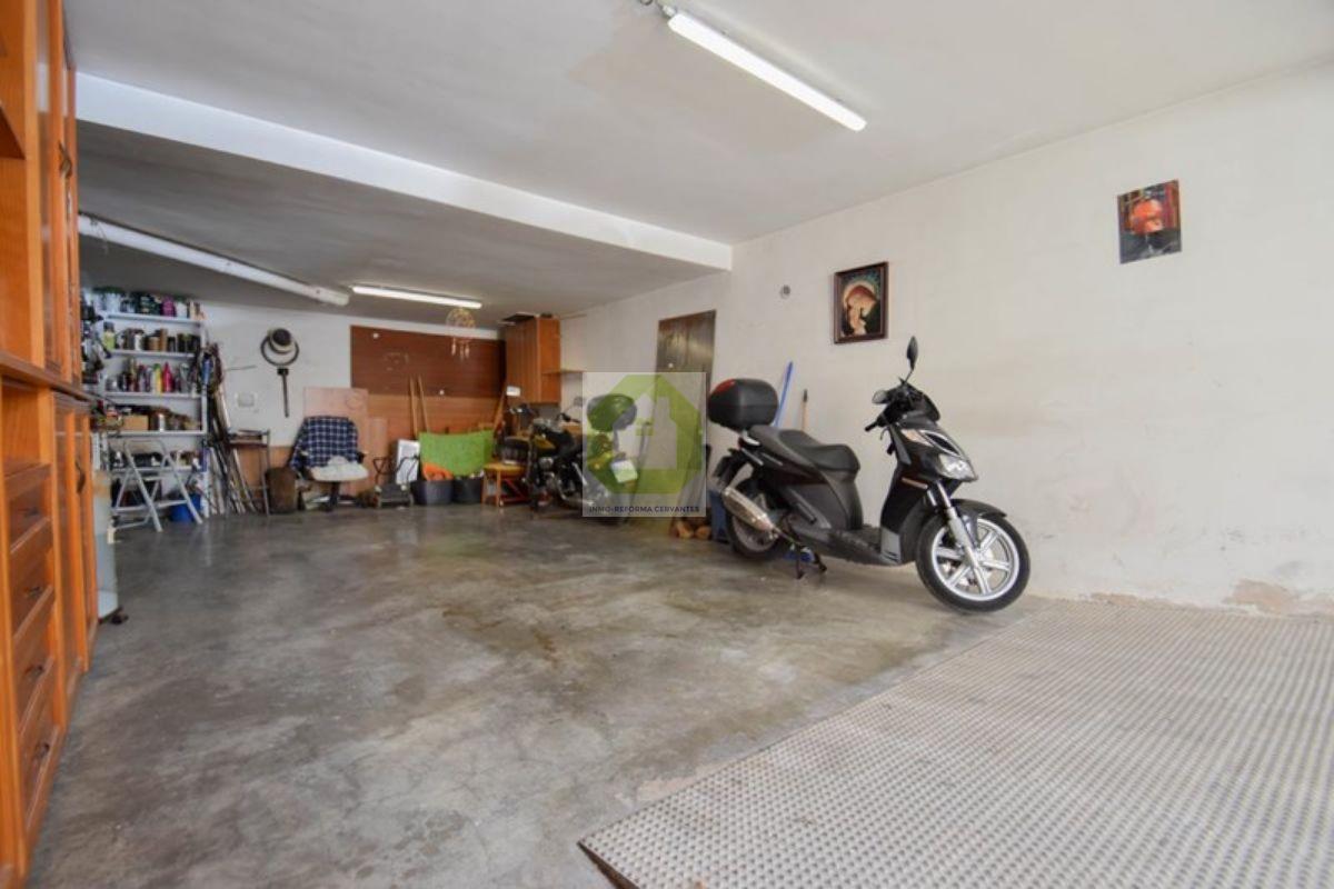 For sale of house in Las Gabias