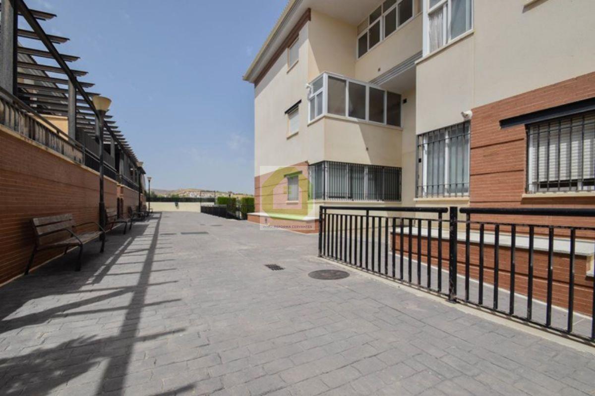 For sale of house in Las Gabias