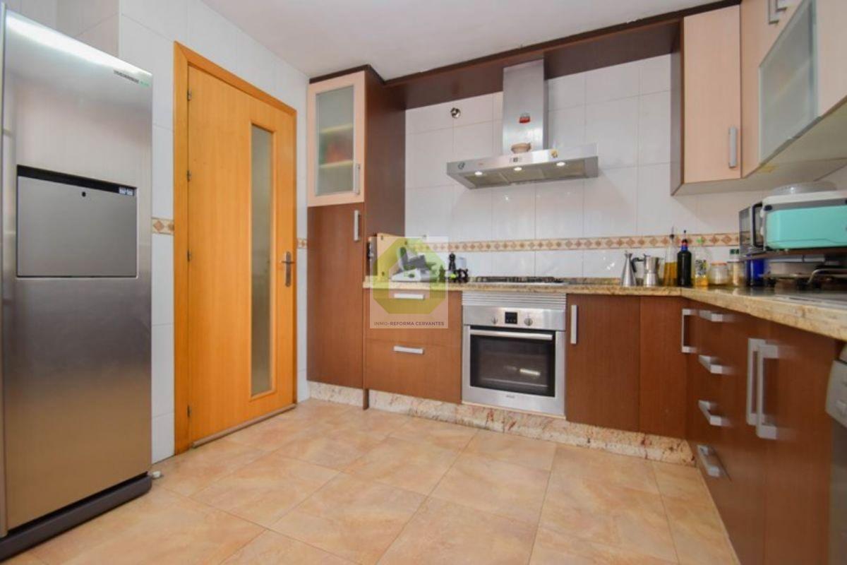 For sale of house in Las Gabias