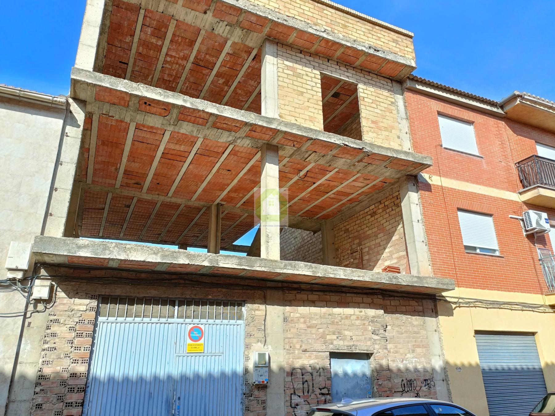 For sale of building in Armilla