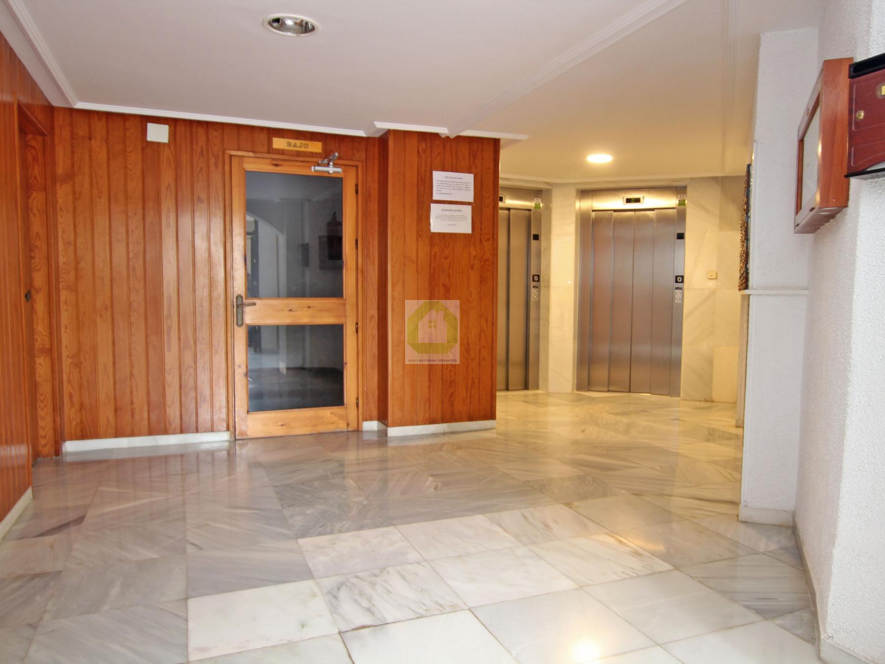 For sale of flat in La Herradura