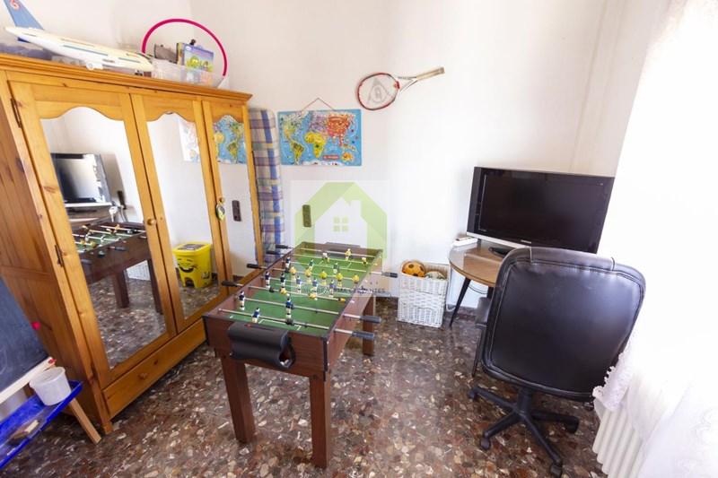 Venta de chalet en Cenes de la Vega