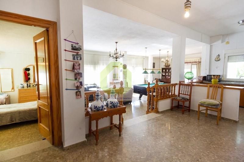 Venta de chalet en Cenes de la Vega