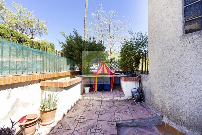 Venta de chalet en Cenes de la Vega