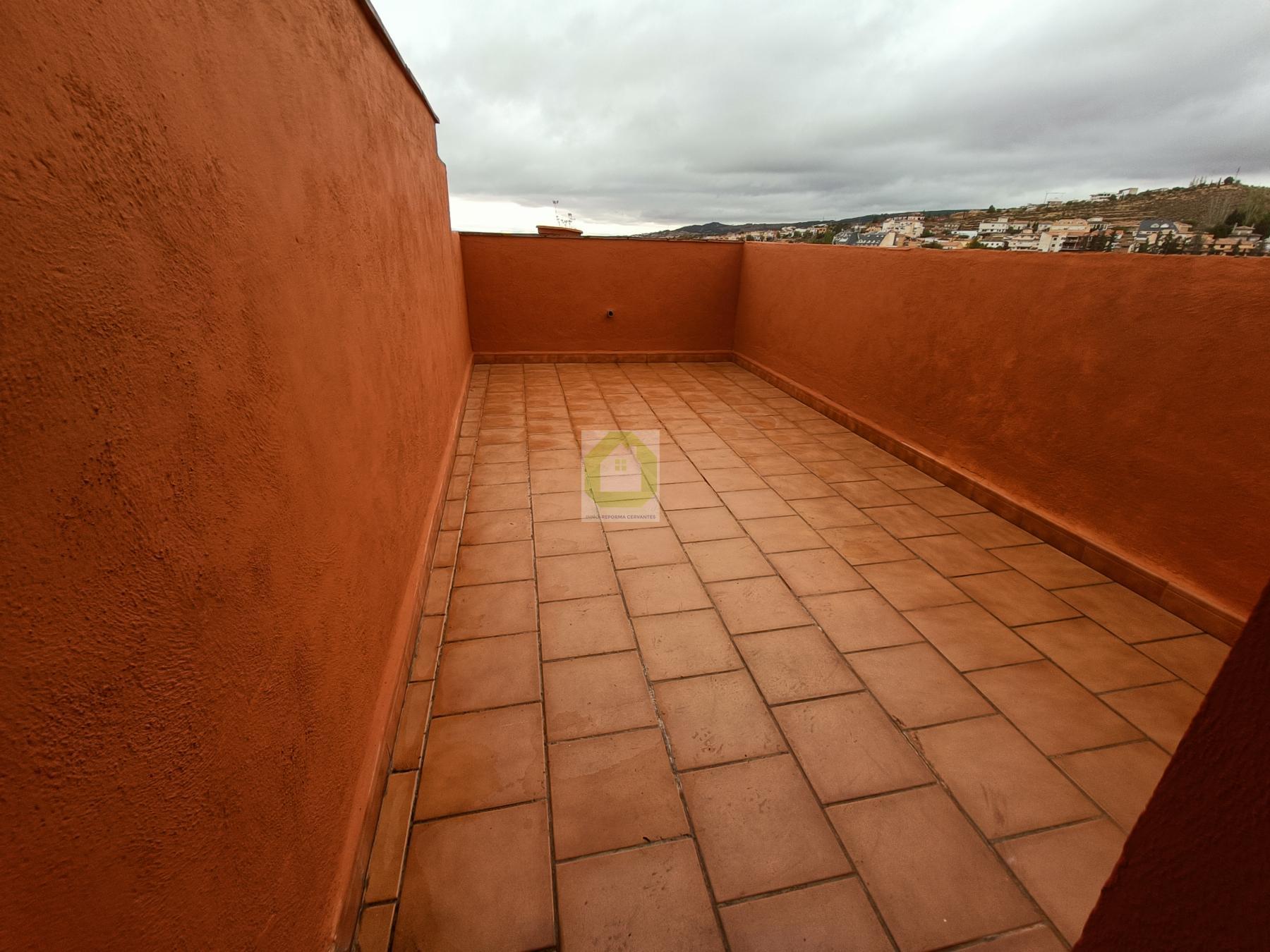 For sale of penthouse in Monachil